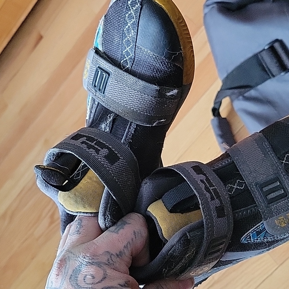 Shoes